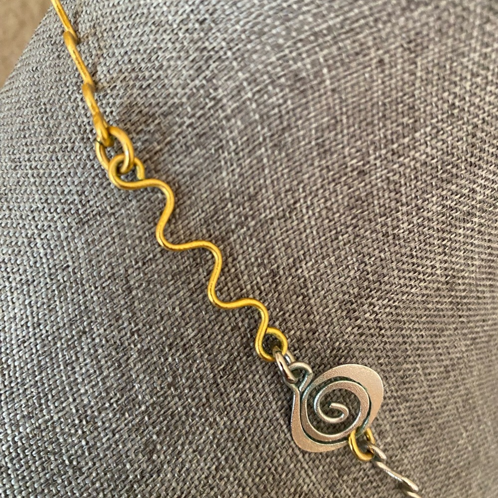 Vintage Two-Tone Spiral Necklace | Gold & Silver Tone Artisan Wire Link | 25” - Picture 5 of 6